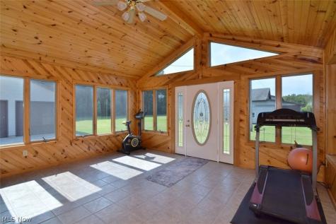 15227 Leroy Road Thompson OH 44086