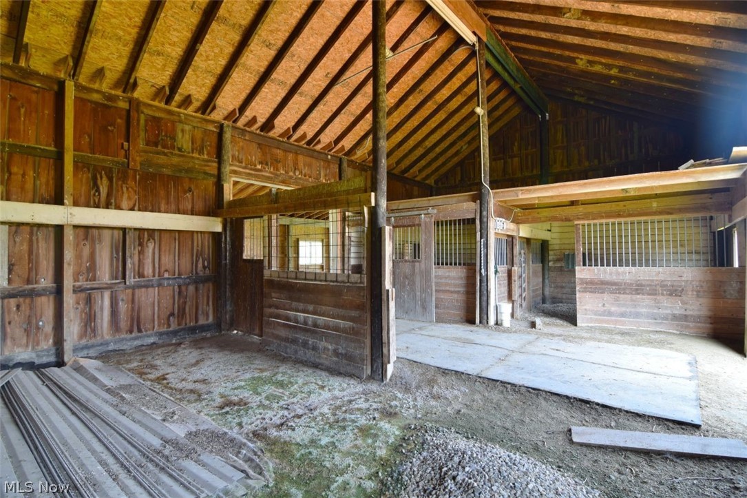 15227 Leroy Road Thompson OH 44086