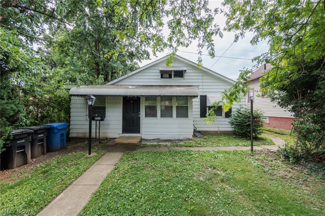 4313 W 52nd Street Cleveland OH 44144