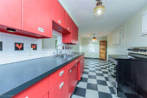 4313 W 52nd Street Cleveland OH 44144