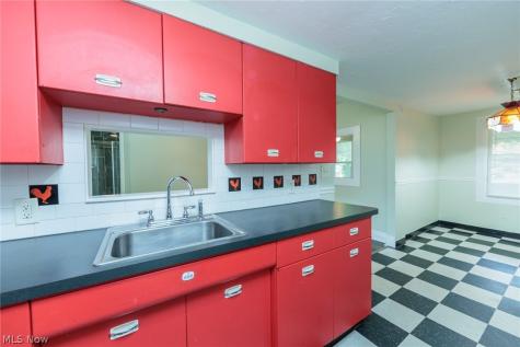 4313 W 52nd Street Cleveland OH 44144