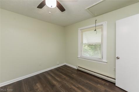 4313 W 52nd Street Cleveland OH 44144