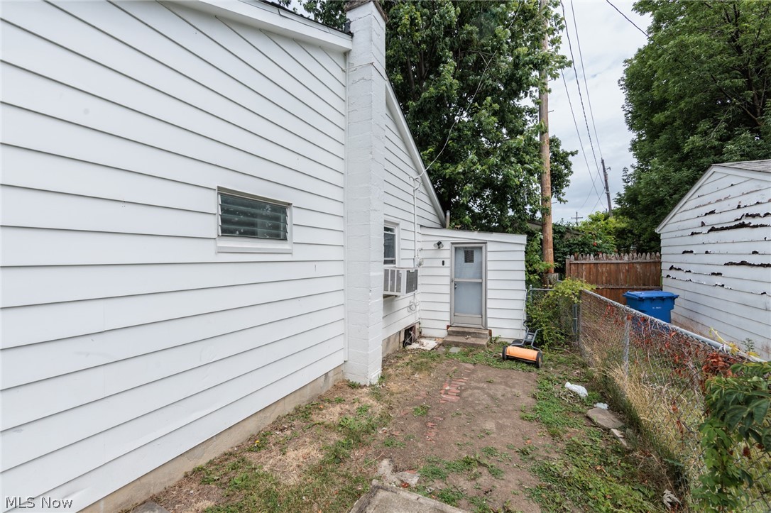 4313 W 52nd Street Cleveland OH 44144