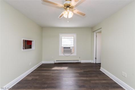 4313 W 52nd Street Cleveland OH 44144