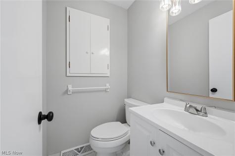 333 E Ridgewood Drive Seven Hills OH 44131