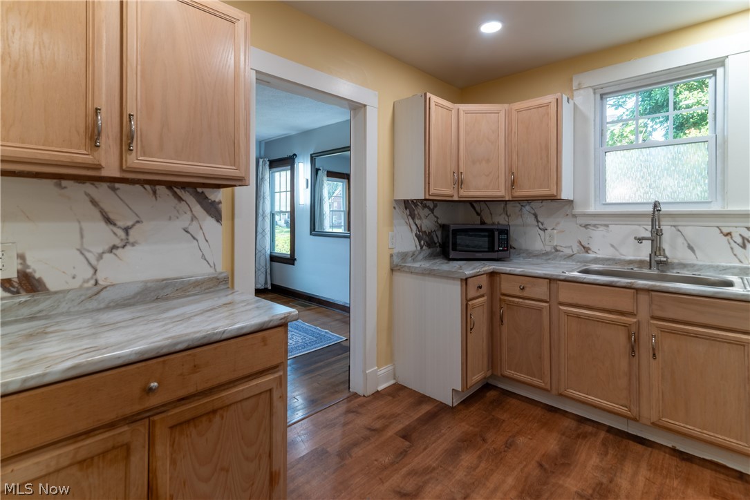 423 Bradley Lane Youngstown OH 44504
