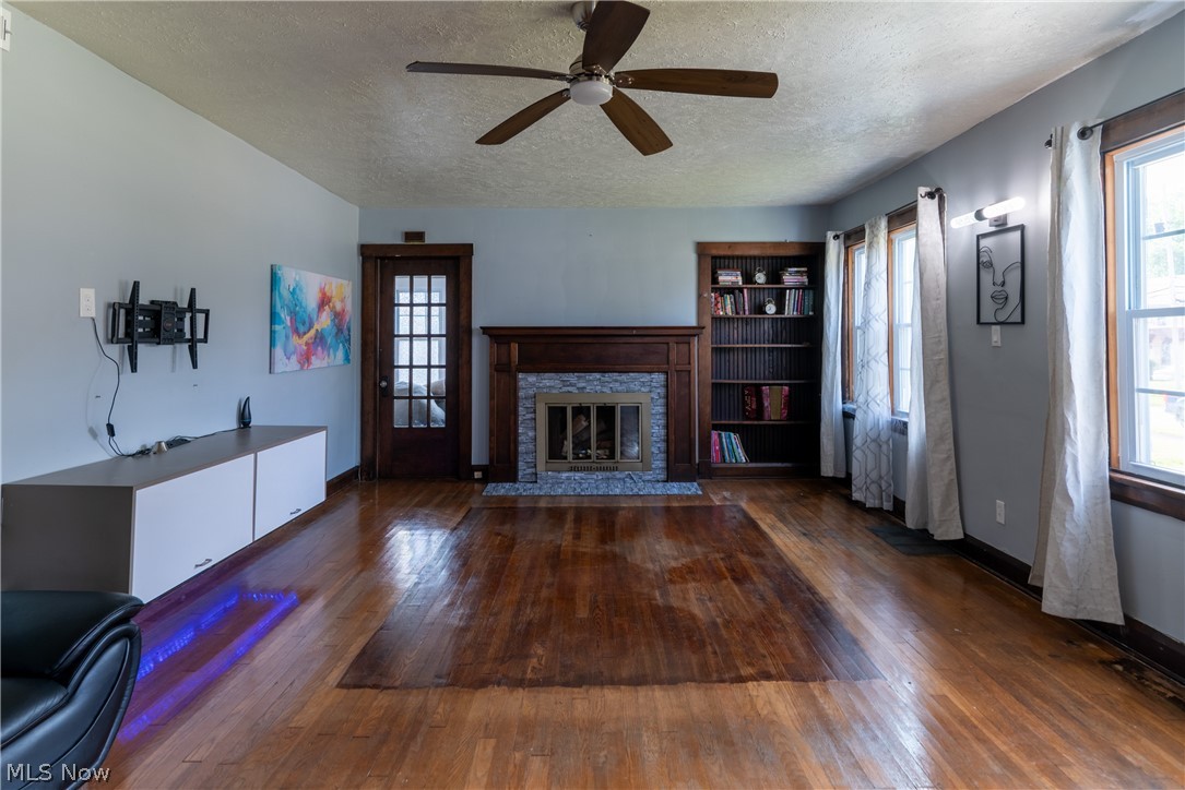 423 Bradley Lane Youngstown OH 44504