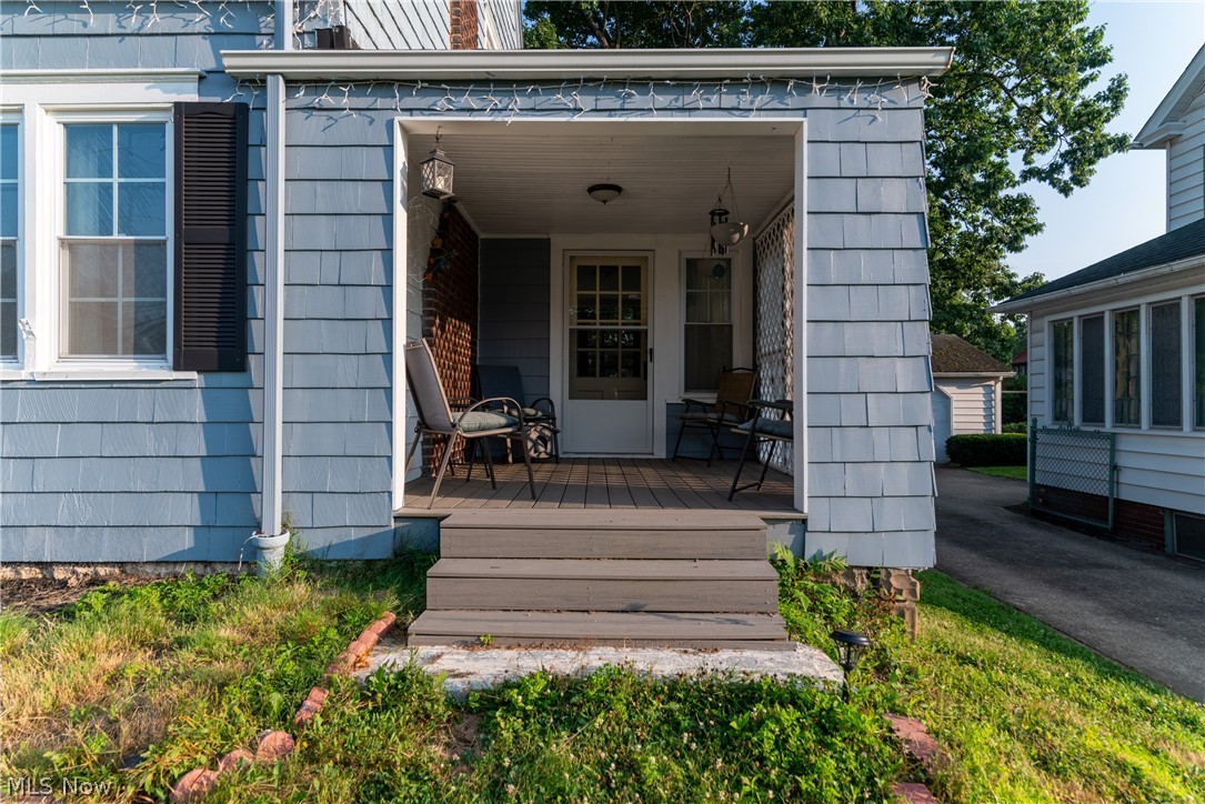 423 Bradley Lane Youngstown OH 44504