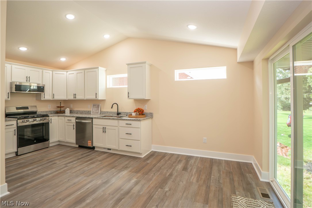 97 Nottingham Street Tallmadge OH 44278