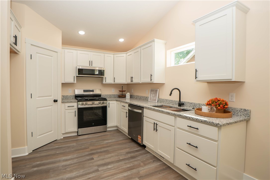 97 Nottingham Street Tallmadge OH 44278