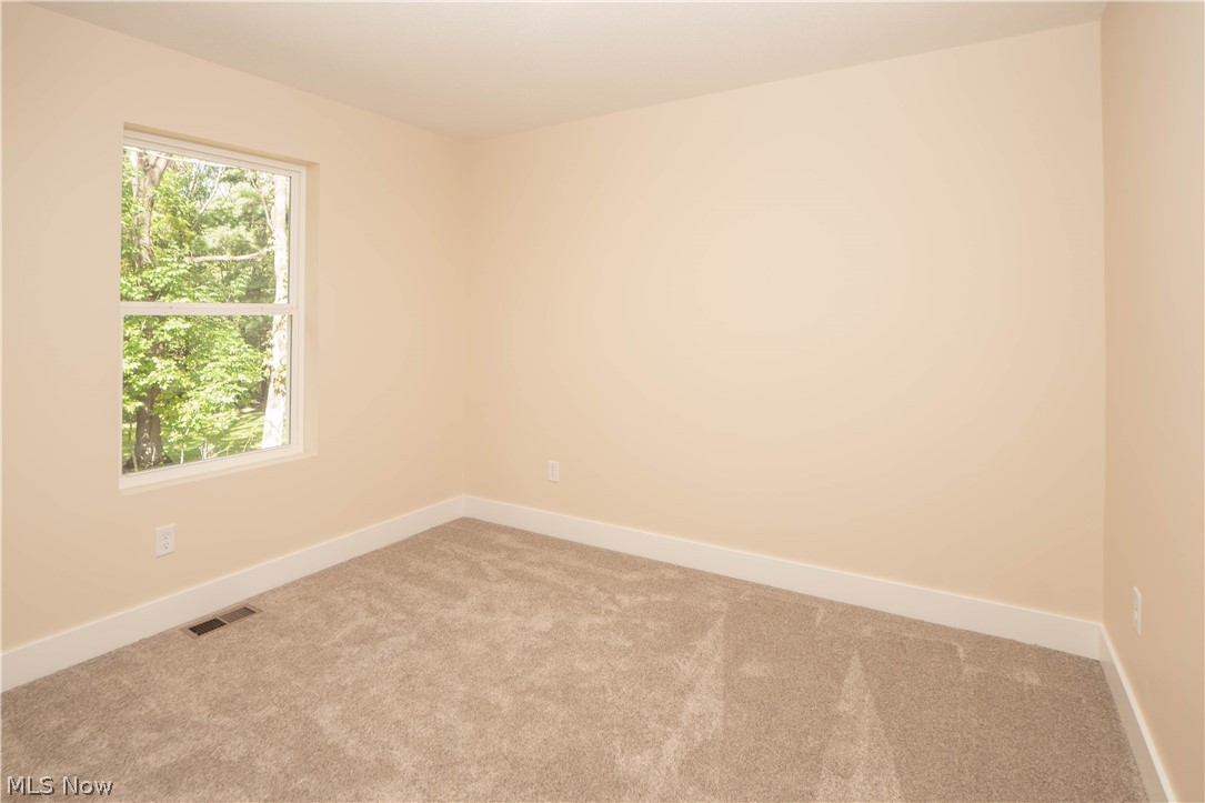 97 Nottingham Street Tallmadge OH 44278