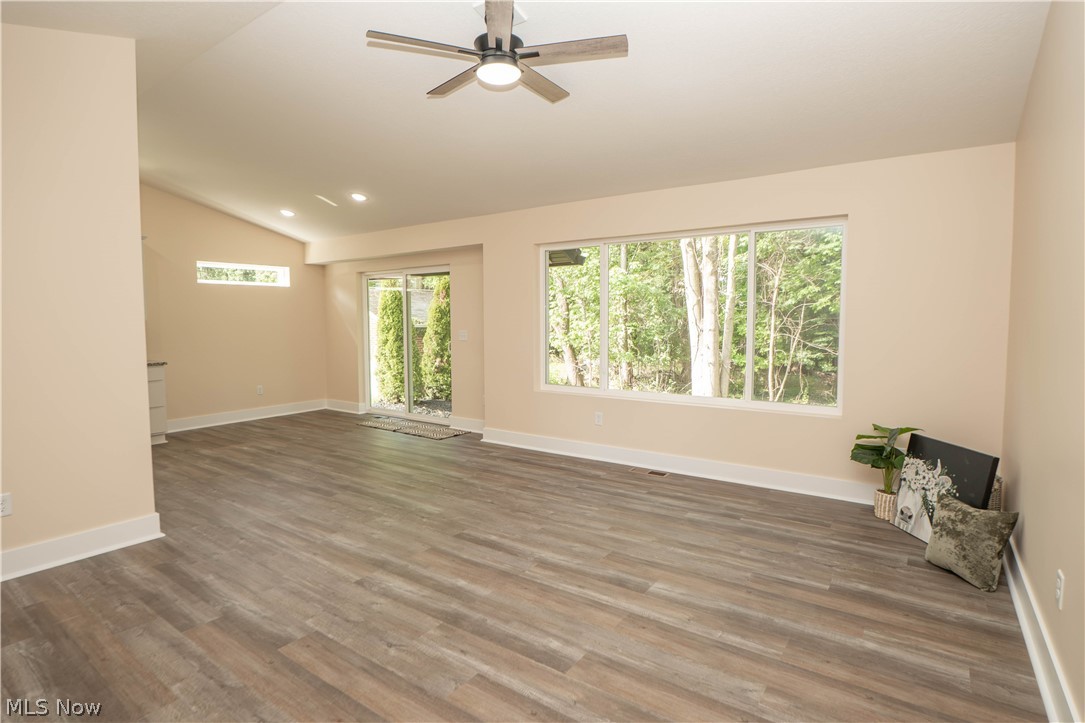 97 Nottingham Street Tallmadge OH 44278