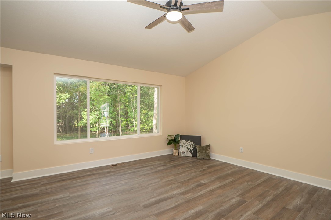 97 Nottingham Street Tallmadge OH 44278