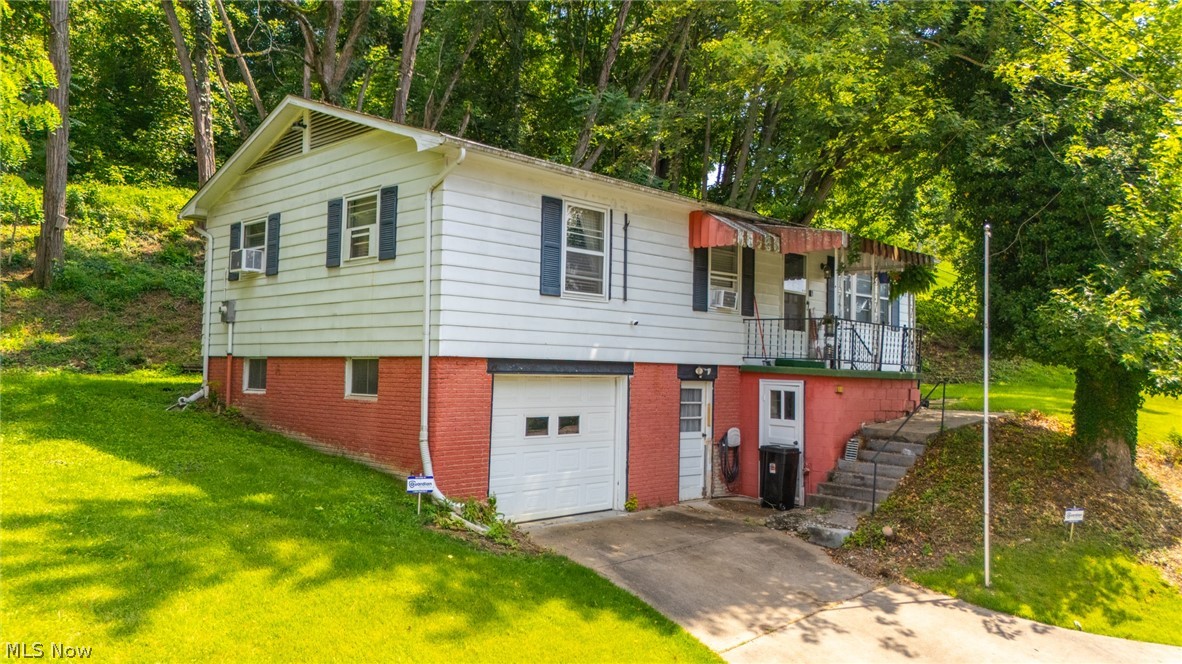820 Mariann Drive Martins Ferry OH 43935