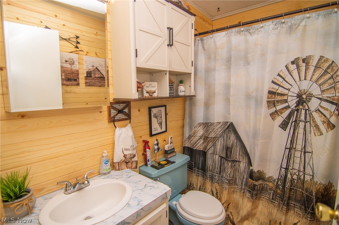 820 Mariann Drive Martins Ferry OH 43935
