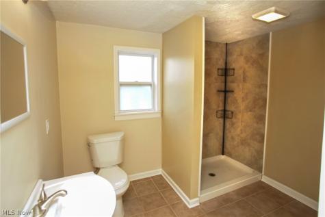 1306 22nd Street NE Canton OH 44714