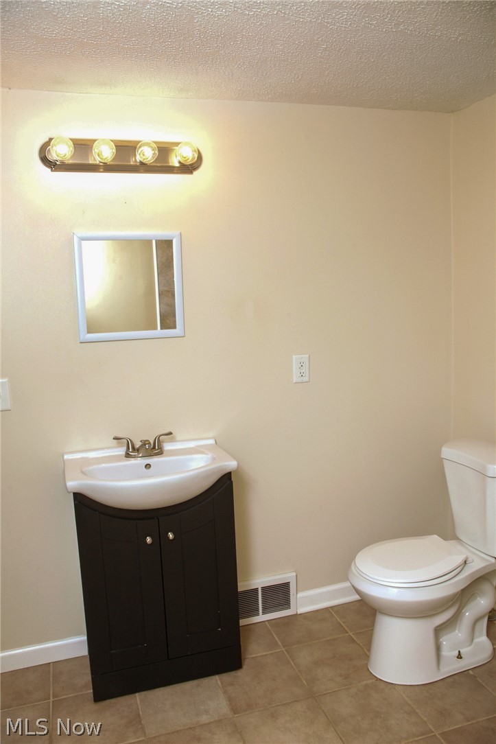 1306 22nd Street NE Canton OH 44714