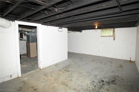 1306 22nd Street NE Canton OH 44714