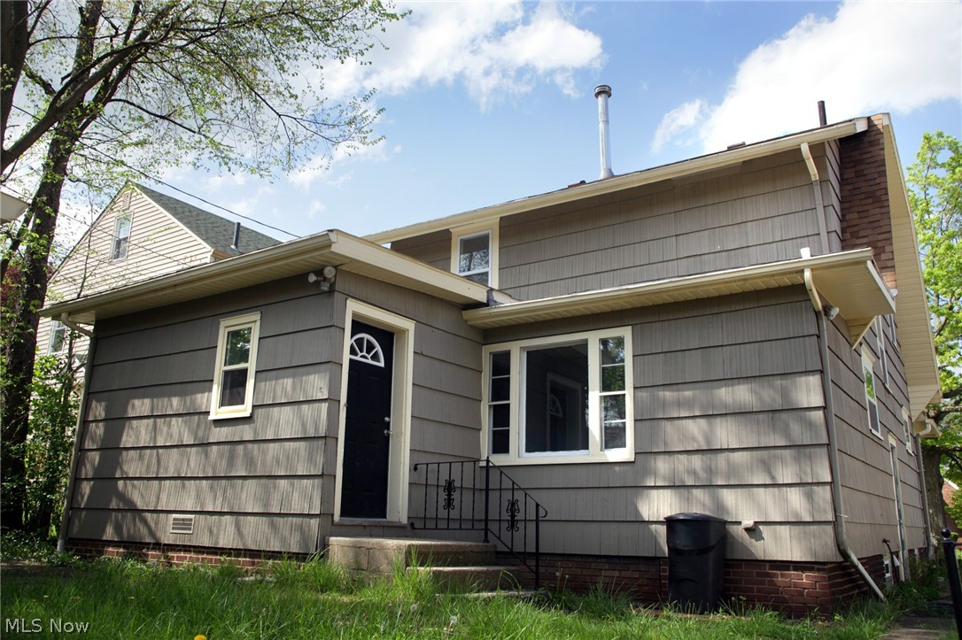 1306 22nd Street NE Canton OH 44714