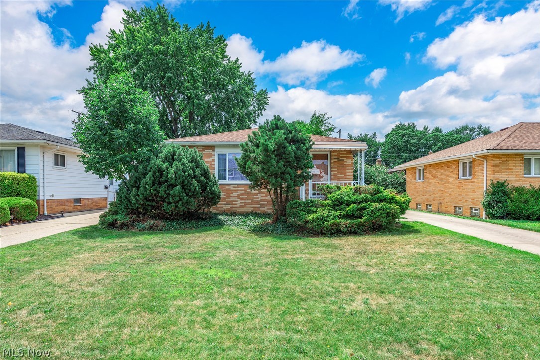 5615 Southington Drive Parma OH 44129