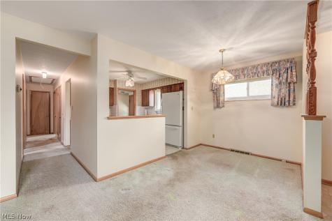 5615 Southington Drive Parma OH 44129