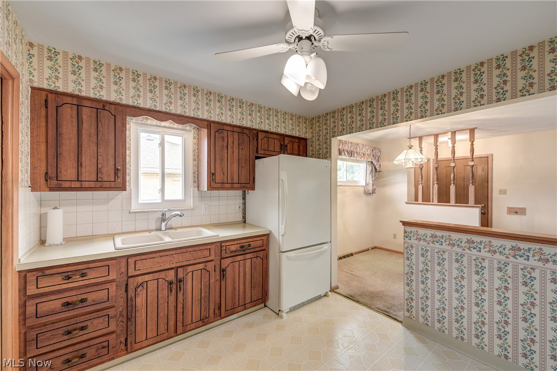 5615 Southington Drive Parma OH 44129