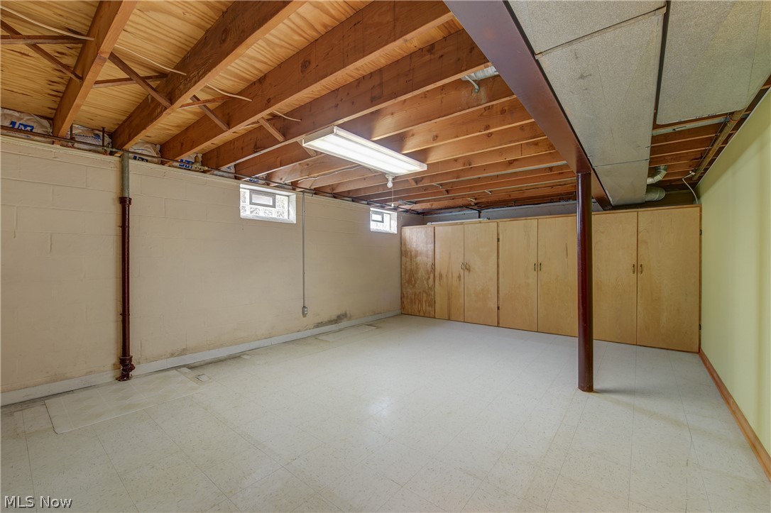 5615 Southington Drive Parma OH 44129