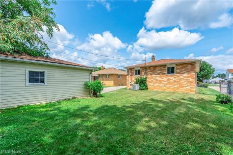 5615 Southington Drive Parma OH 44129