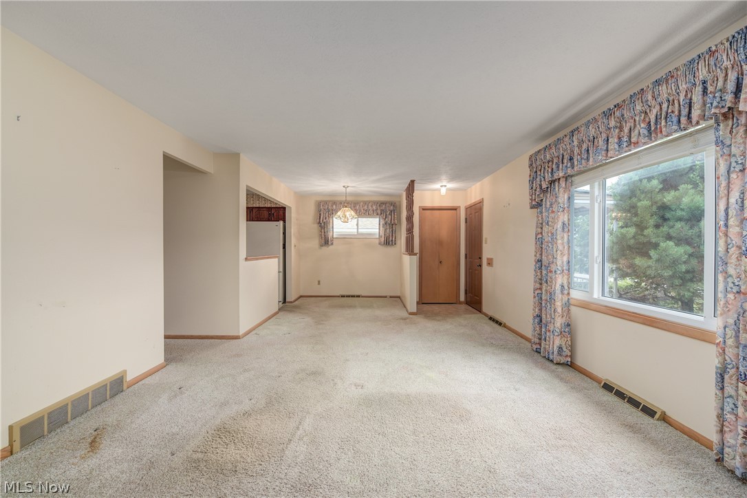 5615 Southington Drive Parma OH 44129