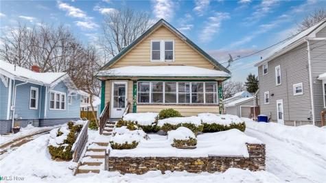 1037 Pitkin Avenue Akron OH 44310