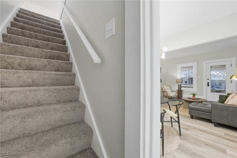 1037 Pitkin Avenue Akron OH 44310