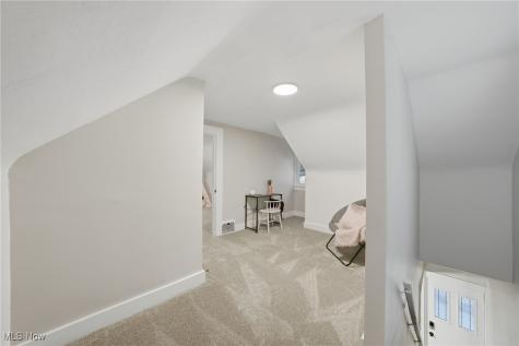 1037 Pitkin Avenue Akron OH 44310