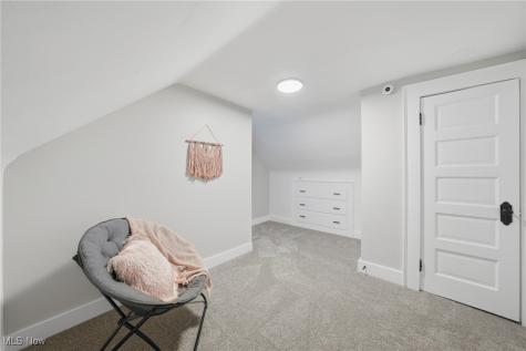 1037 Pitkin Avenue Akron OH 44310