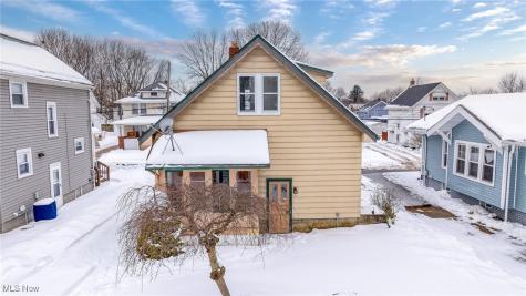 1037 Pitkin Avenue Akron OH 44310
