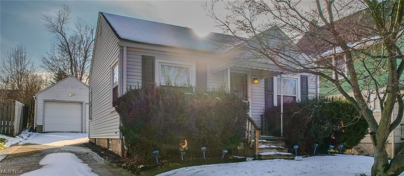 64 Palmetto Avenue Akron OH 44301