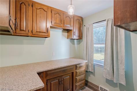 3826 Grosvenor Road South Euclid OH 44118