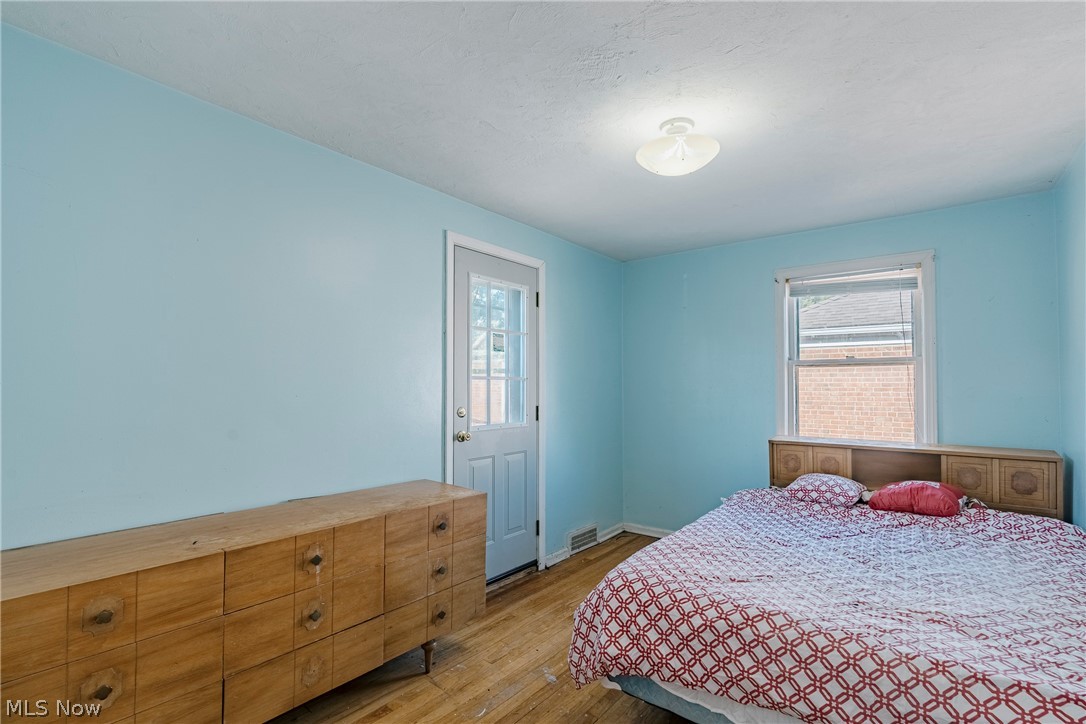 3826 Grosvenor Road South Euclid OH 44118