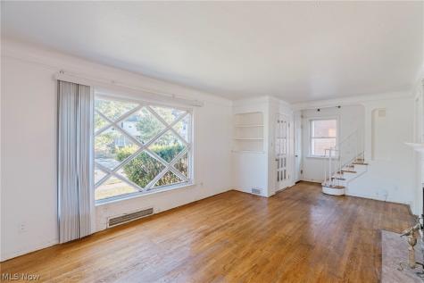3826 Grosvenor Road South Euclid OH 44118