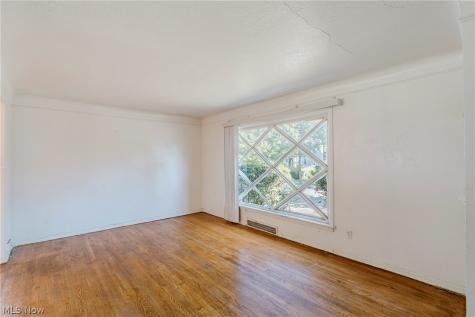 3826 Grosvenor Road South Euclid OH 44118