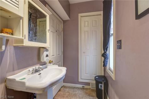 3219 W 43rd Street Cleveland OH 44109
