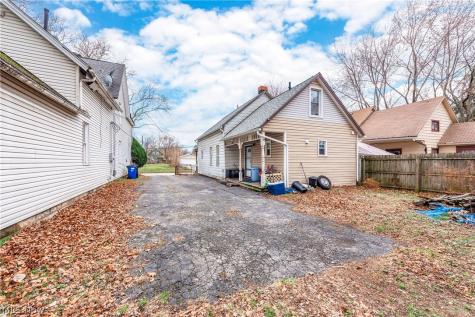 3219 W 43rd Street Cleveland OH 44109