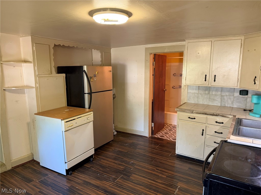 584 N Grant Street Wooster OH 44691