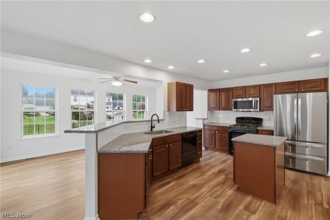 36035 Harbor Drive North Ridgeville OH 44039