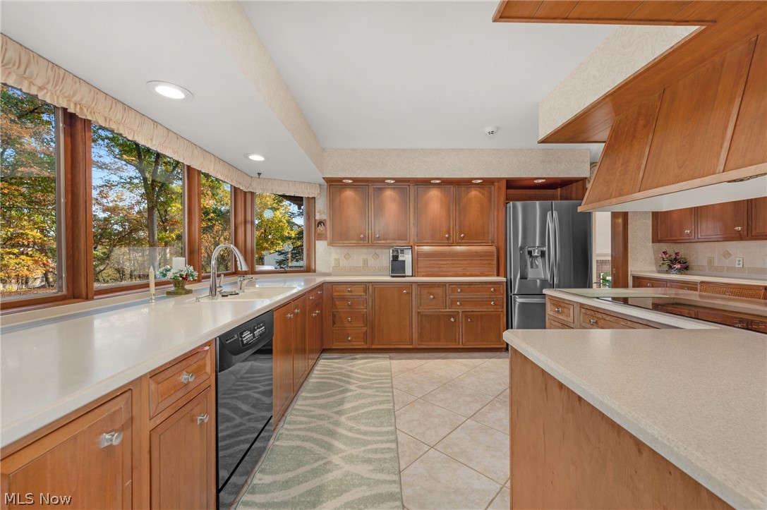 51300 N Ridge Road Vermilion OH 44089