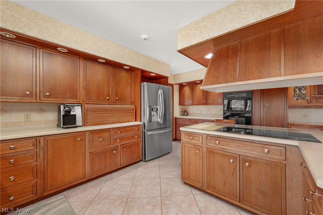 51300 N Ridge Road Vermilion OH 44089