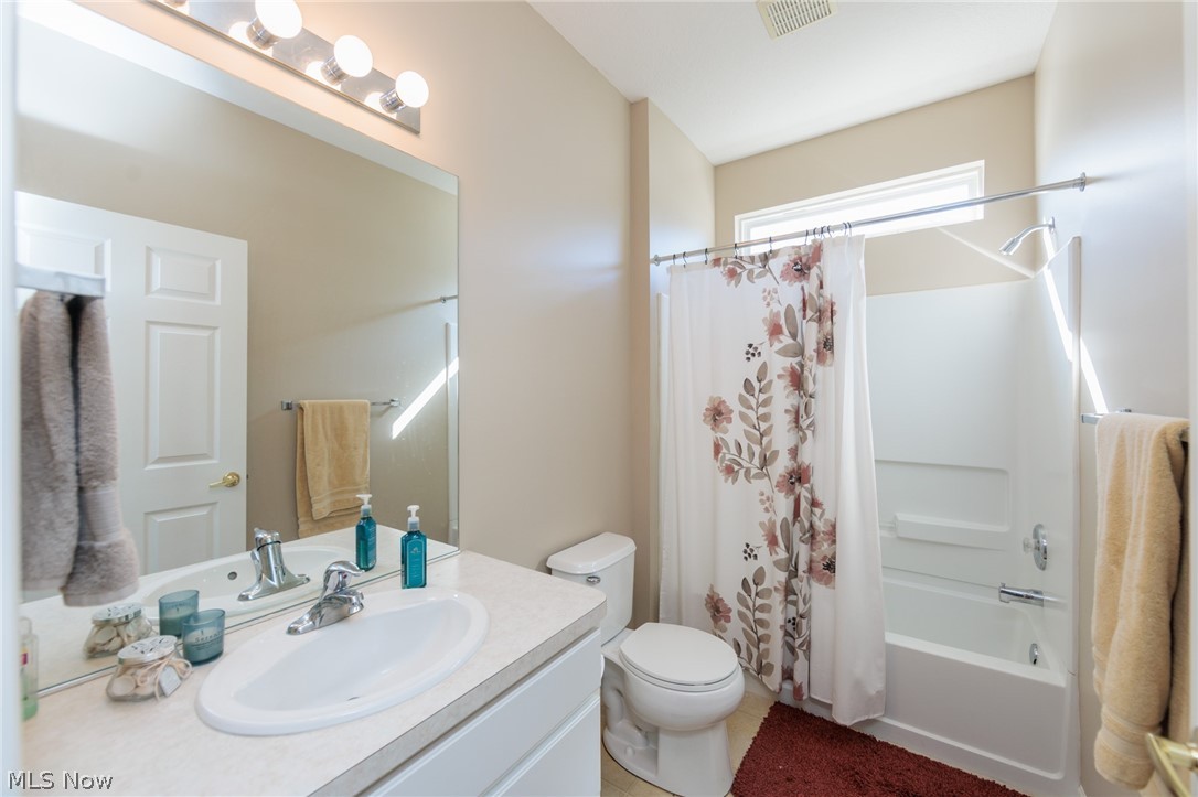 9469 Grist Mill Drive North Ridgeville OH 44039