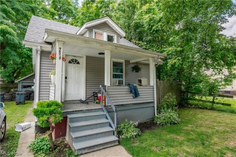 982 Eva Avenue Akron OH 44306
