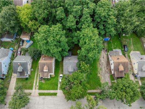 982 Eva Avenue Akron OH 44306