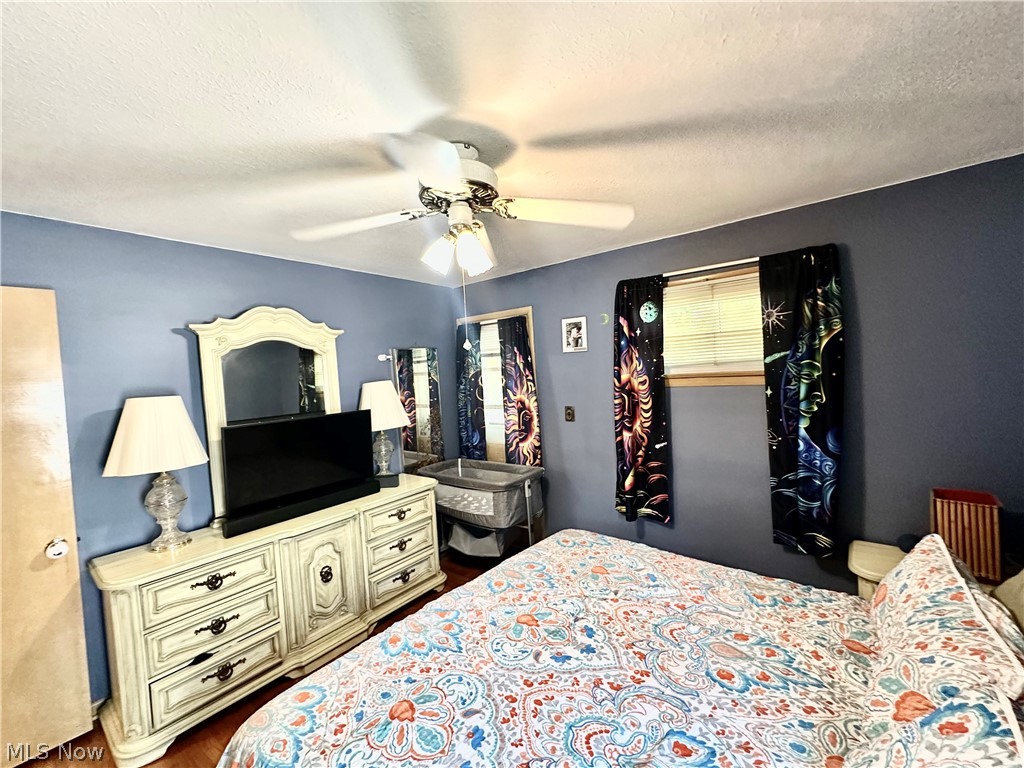9513 Alexander Road Garfield Heights OH 44125