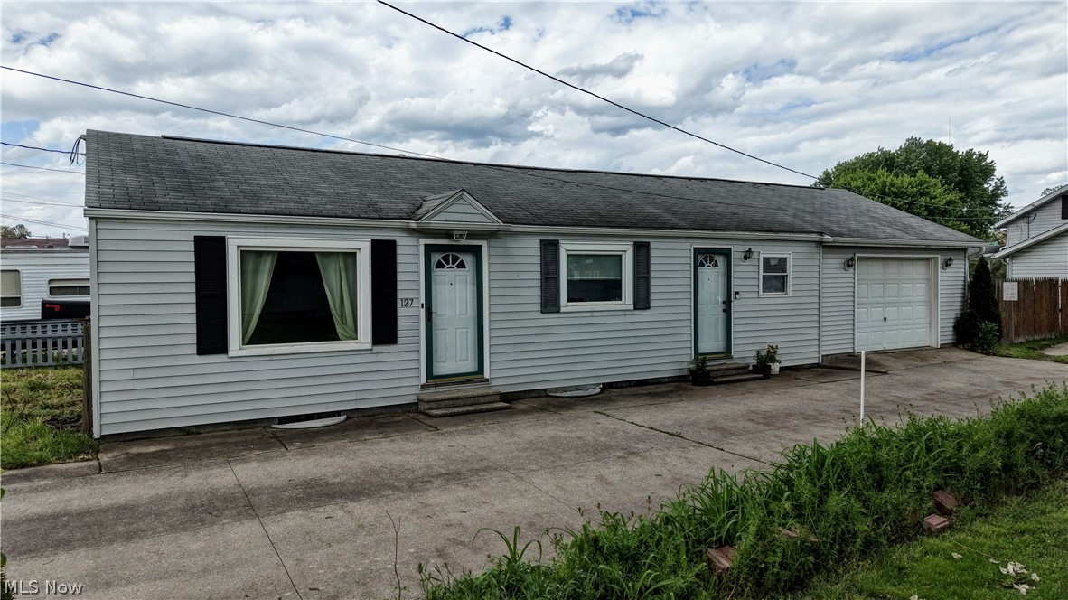 127 SW 7th Drive SW New Philadelphia OH 44663